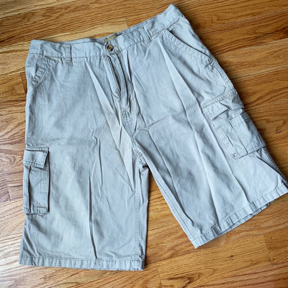 North 15 Men’s cargo short tan  Sz 36